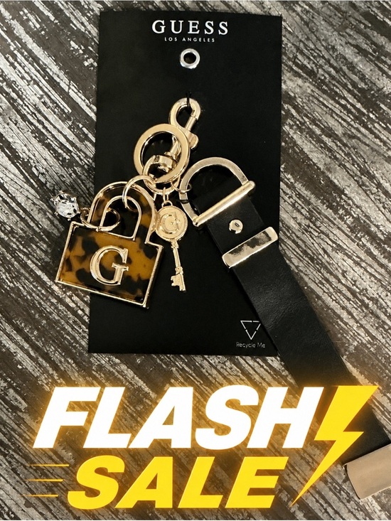 Guess Accessories - Keychain GUESS Gold-Tone Tortoiseshell G Charm Key & Card Holder W/Black Strap
